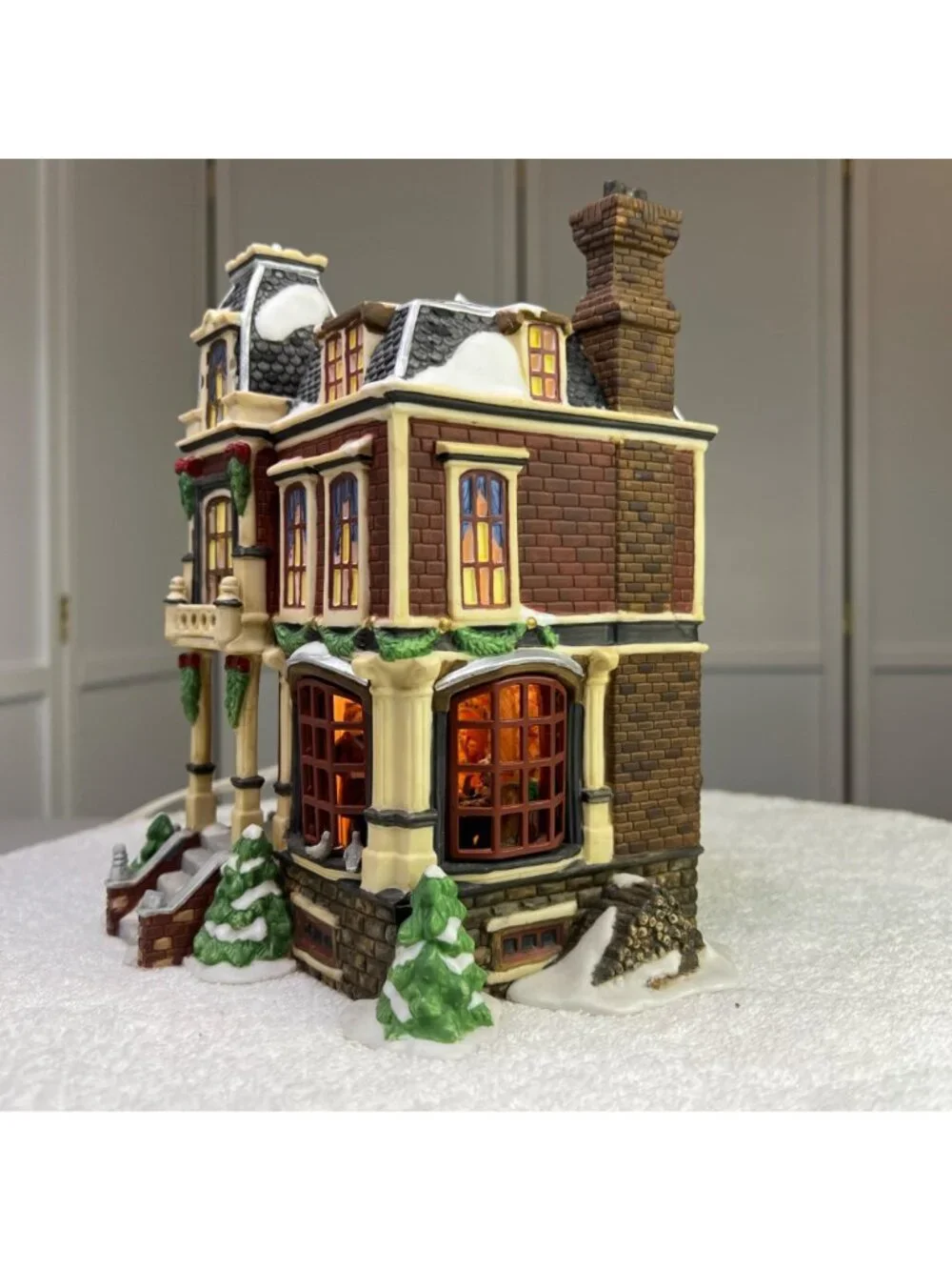 Dept 56 Chancery Corner, Dickens Village from 1999 - Building Only - NO Box
